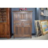 Oak linen fold cabinet (af)