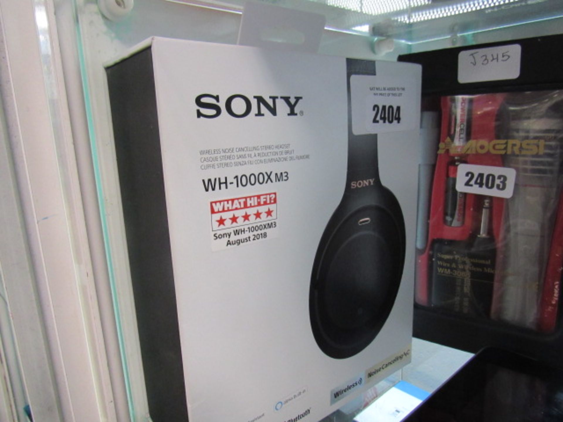 Sony WH1000XM3 wireless bluetooth noise cancelling headphones in box