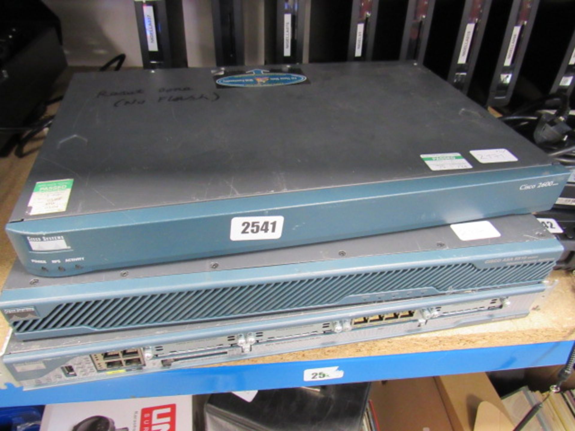 (24) Sisco 2600 series adaptive security appliance and Sisco 2800 series unit