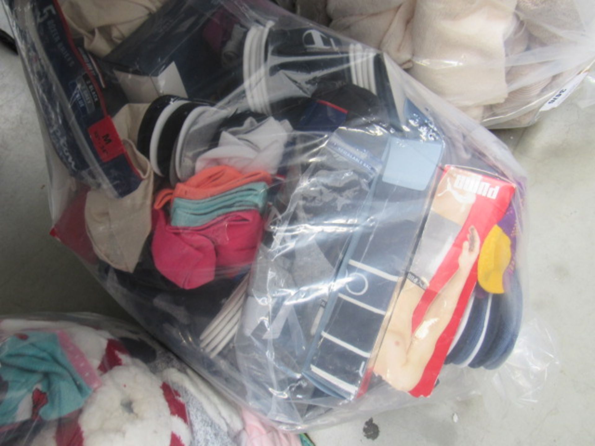 Large bag of mixed gents socks and underwear, Champion, Puma, Calvin Klein etc.