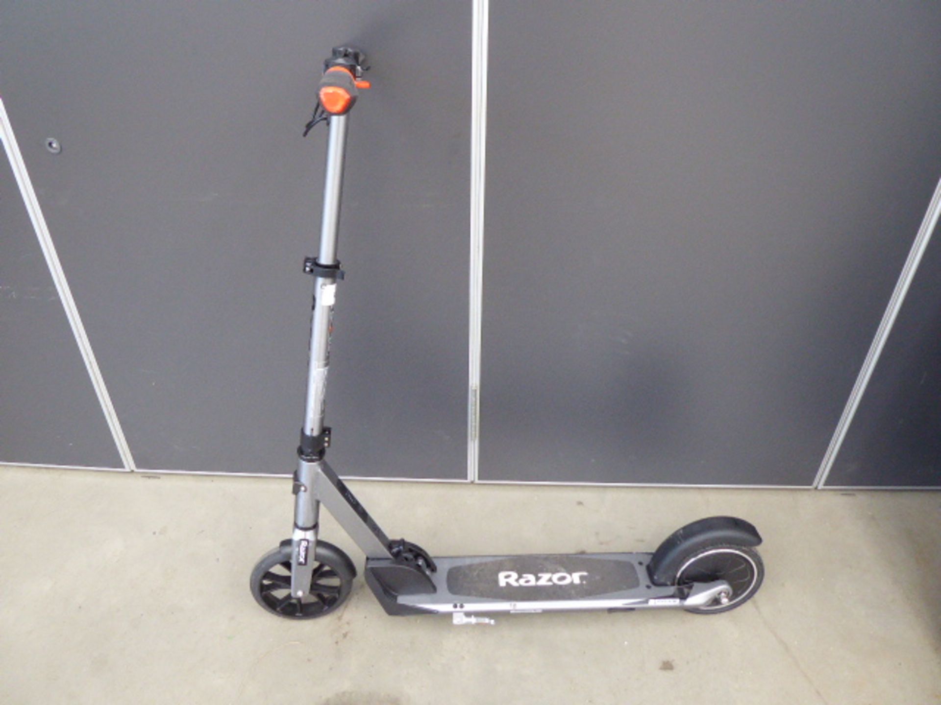 Razor electric scooter, no charger