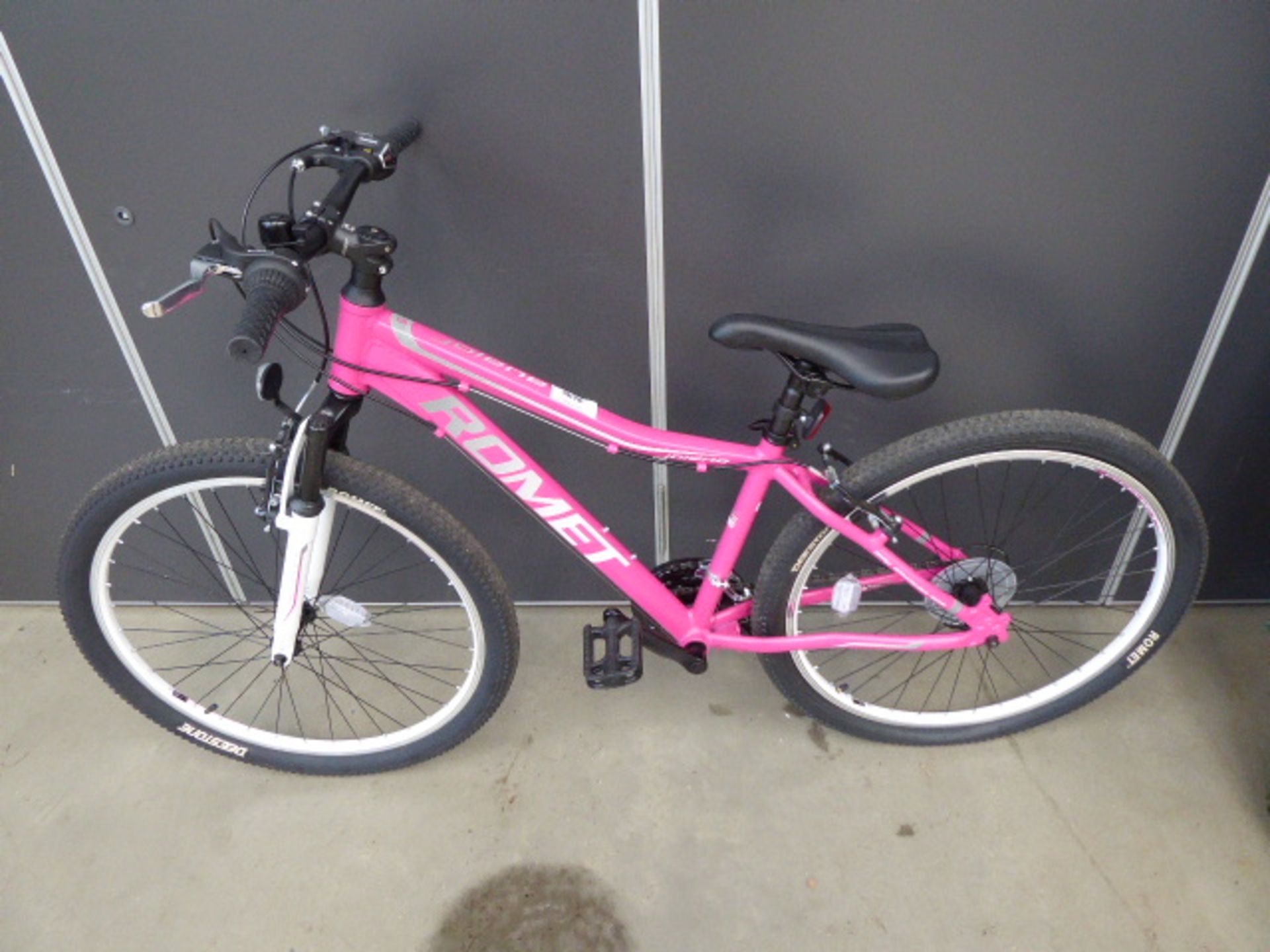 Romet pink ladies mountain bike