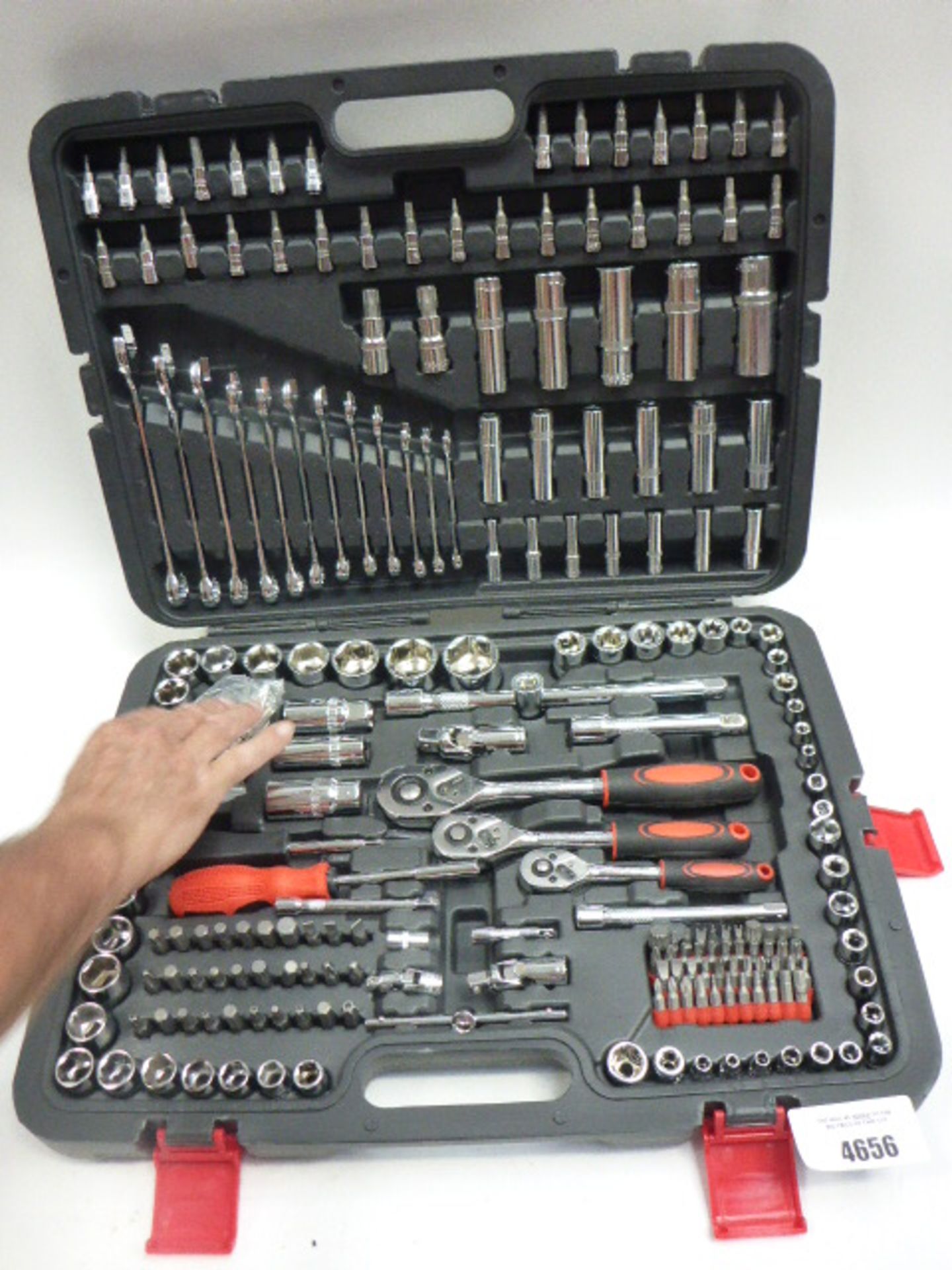 Zhongxin 216 piece socket set