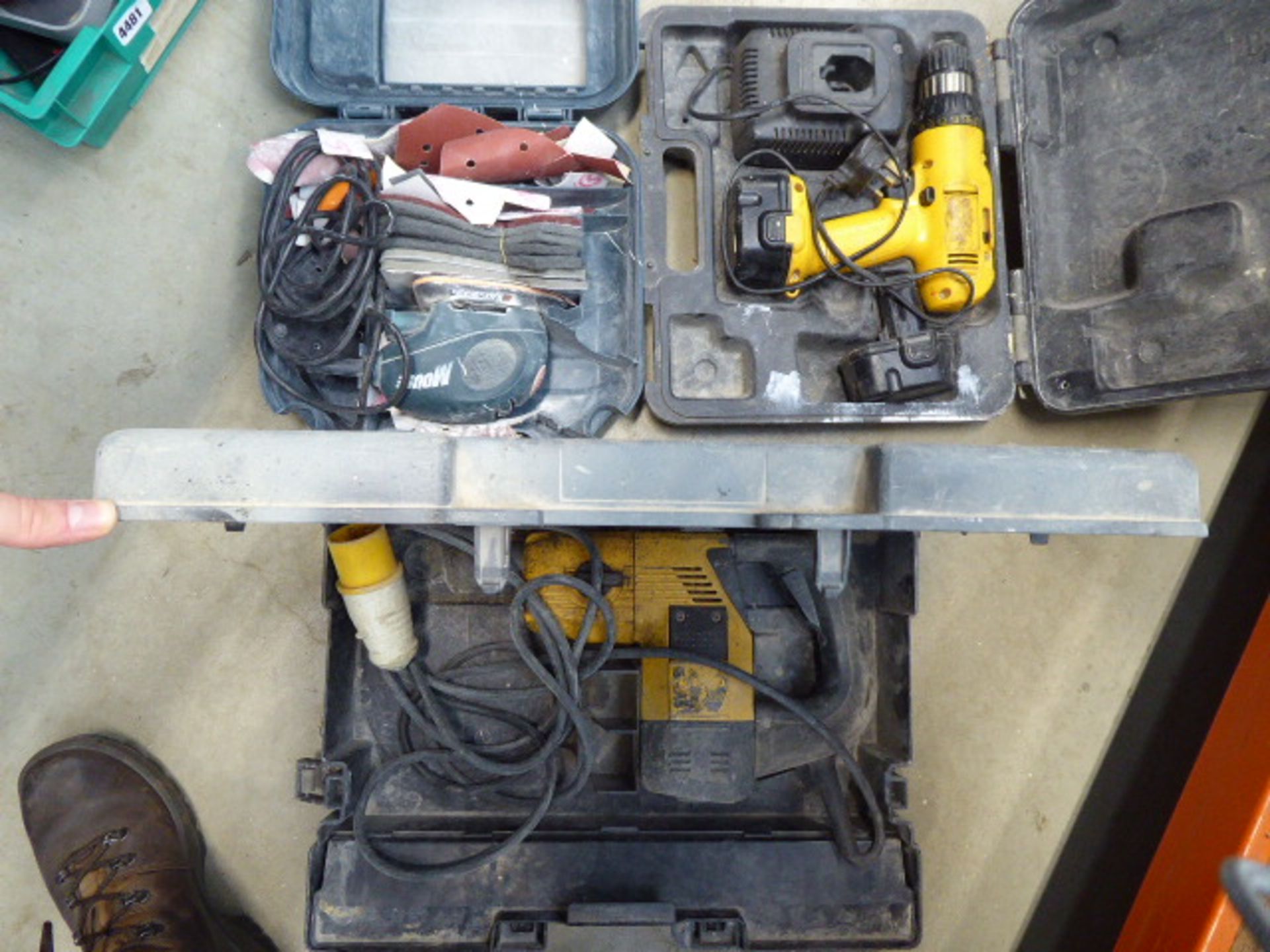 Kango 110v breaker, Black and Decker sander, Dewalt battery drill with 1 battery and charger