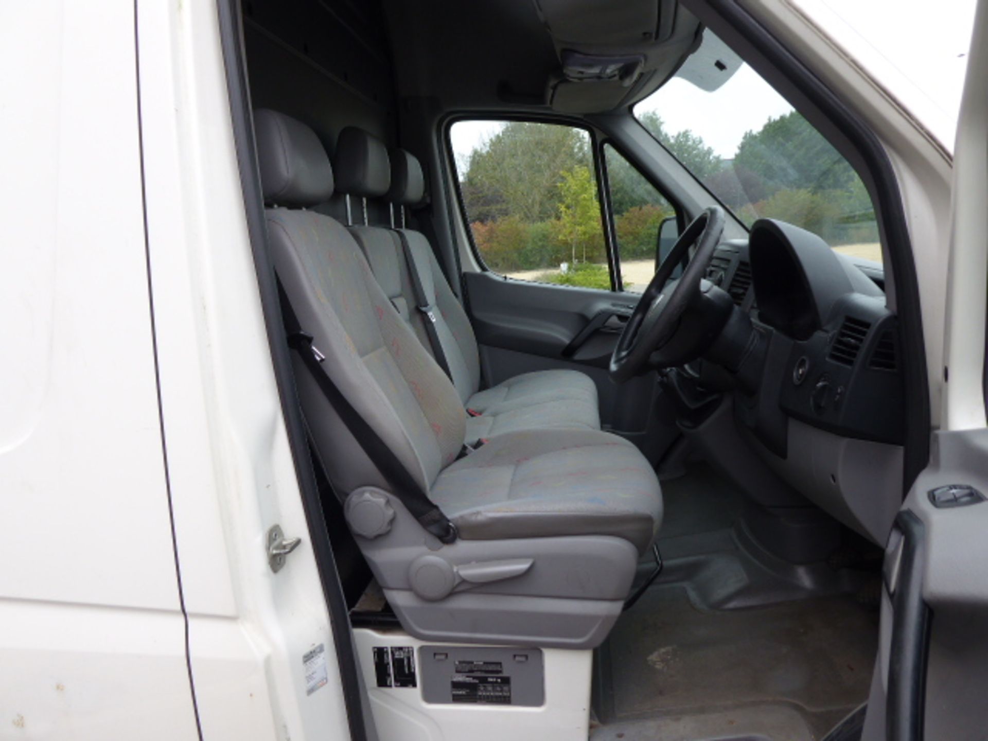 YG61 RYW (2011) VW Crafter 35 Van, diesel in white MOT: November 2020 - Image 6 of 8