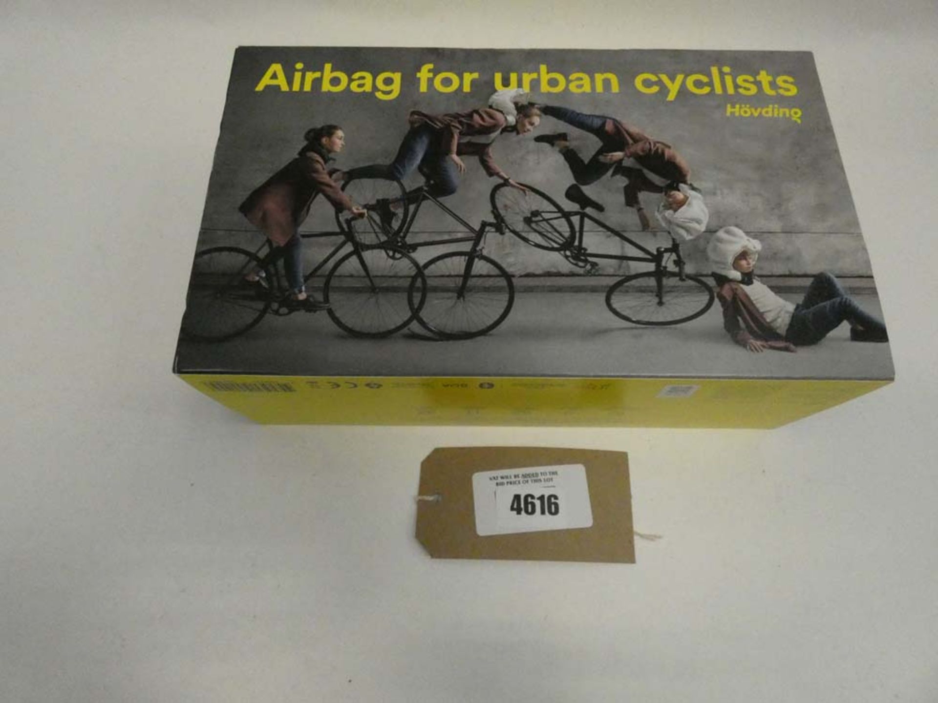 Hovding airbag for cyclists