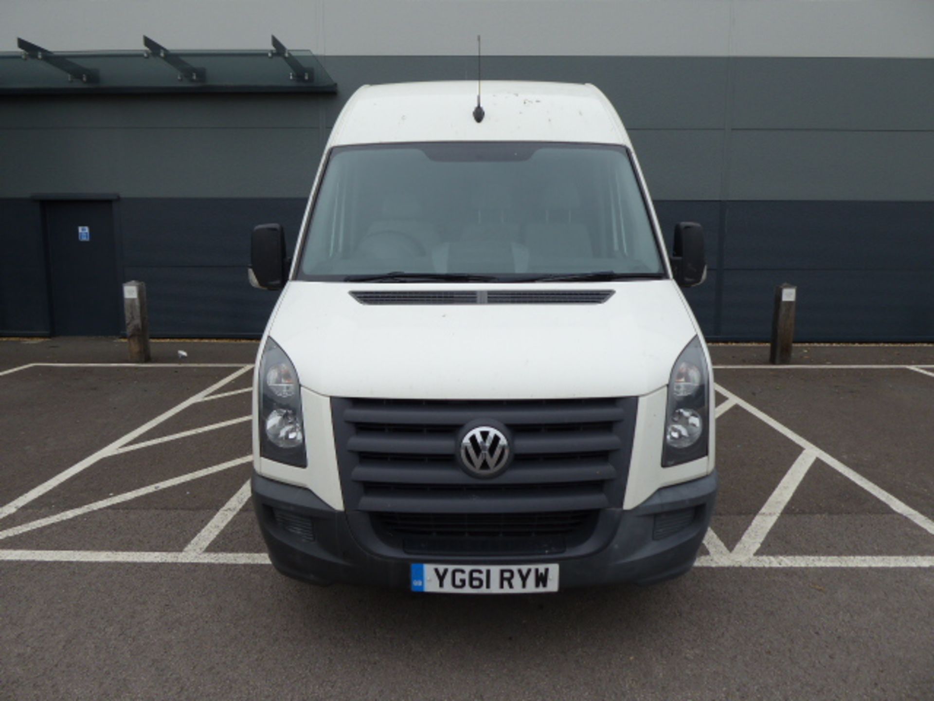 YG61 RYW (2011) VW Crafter 35 Van, diesel in white MOT: November 2020