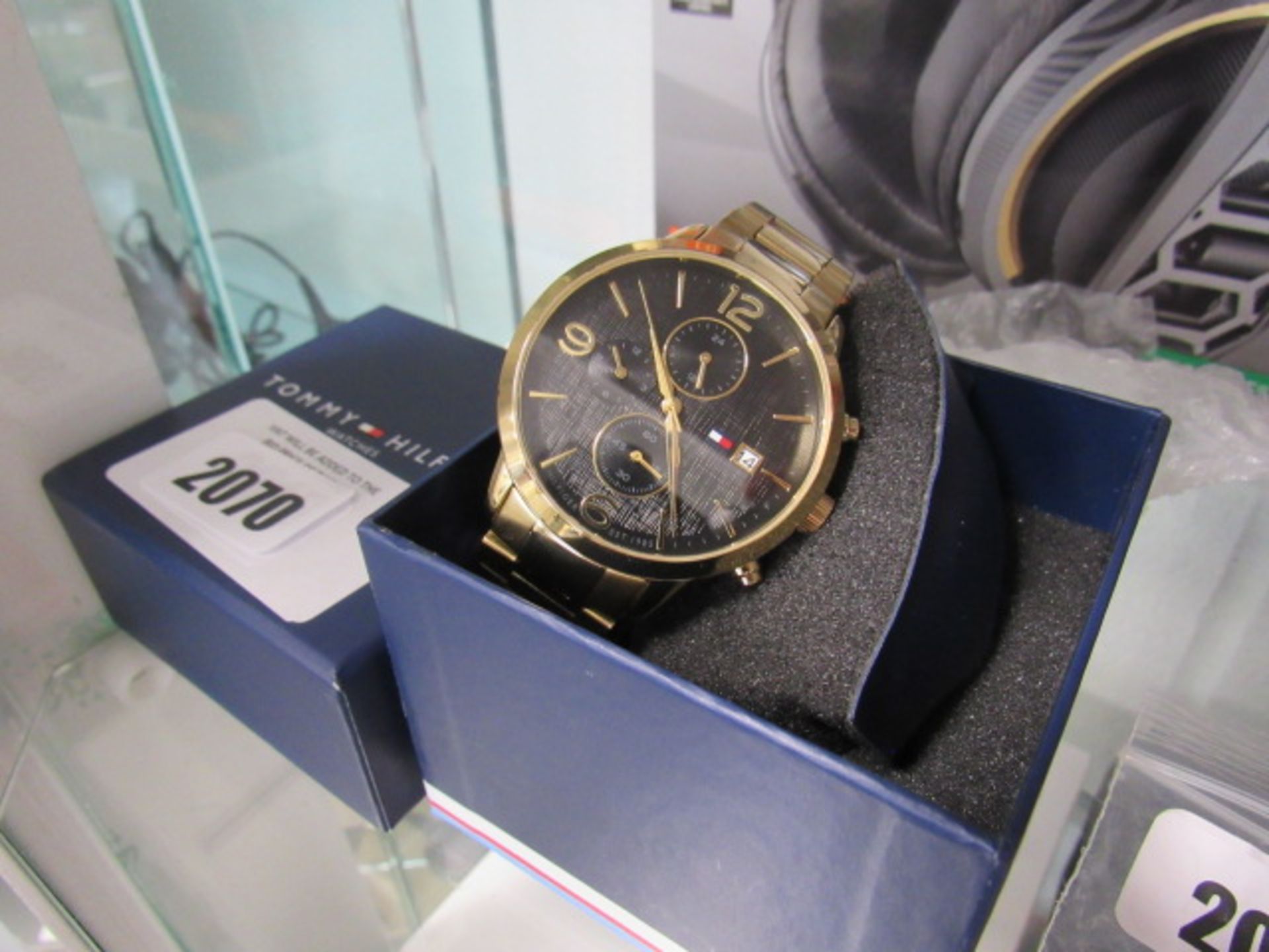 2316 Tommy Hilfiger watch with box