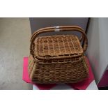 Wicker picnic basket