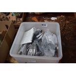 Box of loose cutlery sets