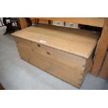 Pine blanket box