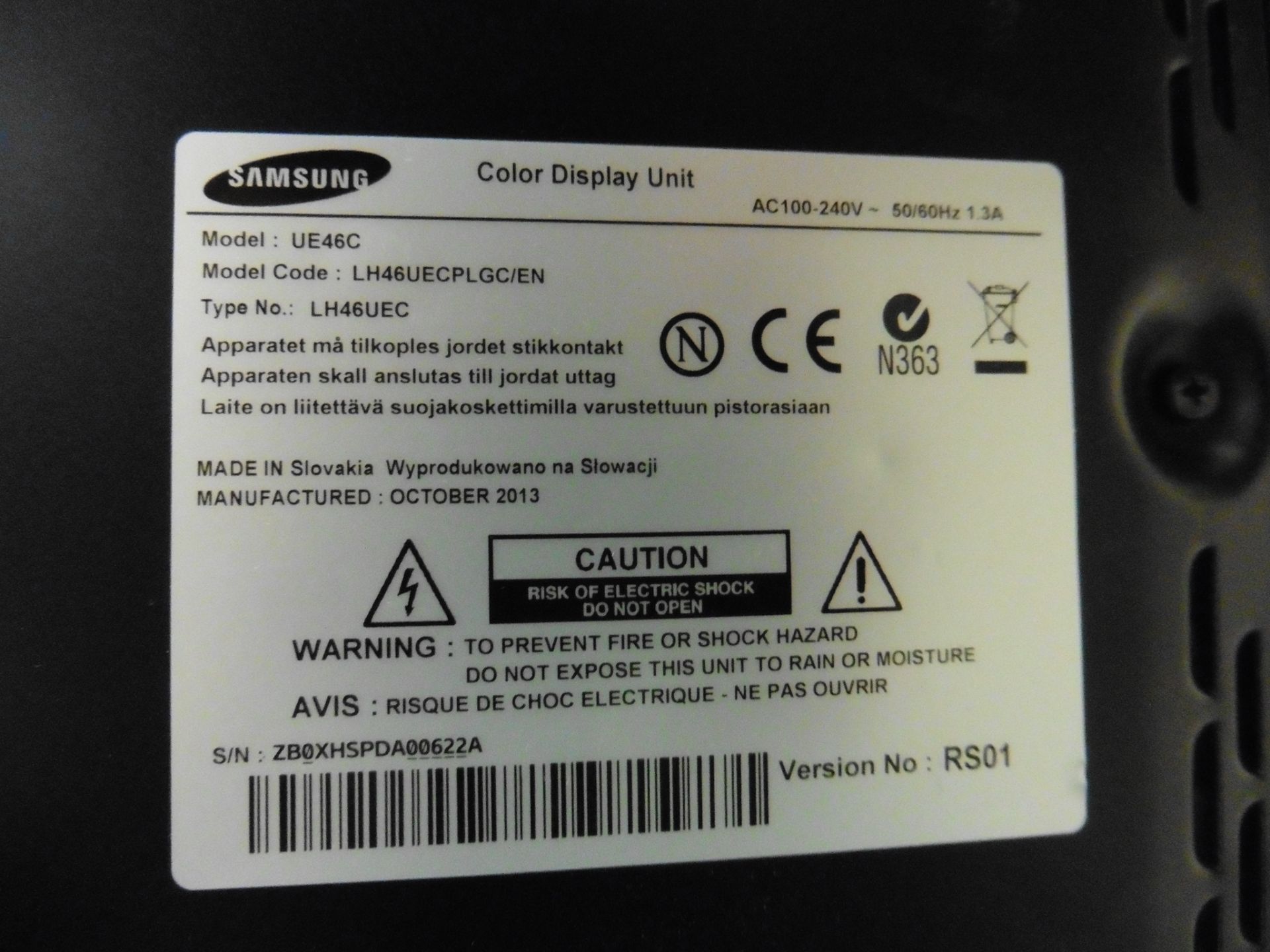 Samsung model UE46C colour display screen with remote (manufactured 2013) - Image 2 of 2