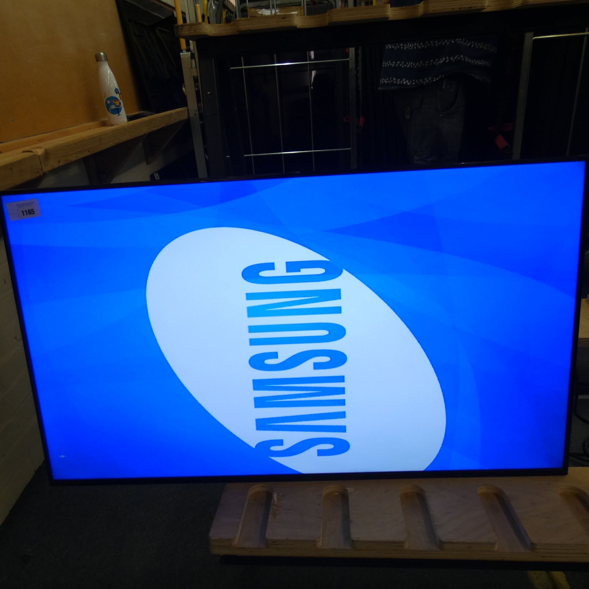Samsung model DM48E colour display monitor (manufactured 2015)