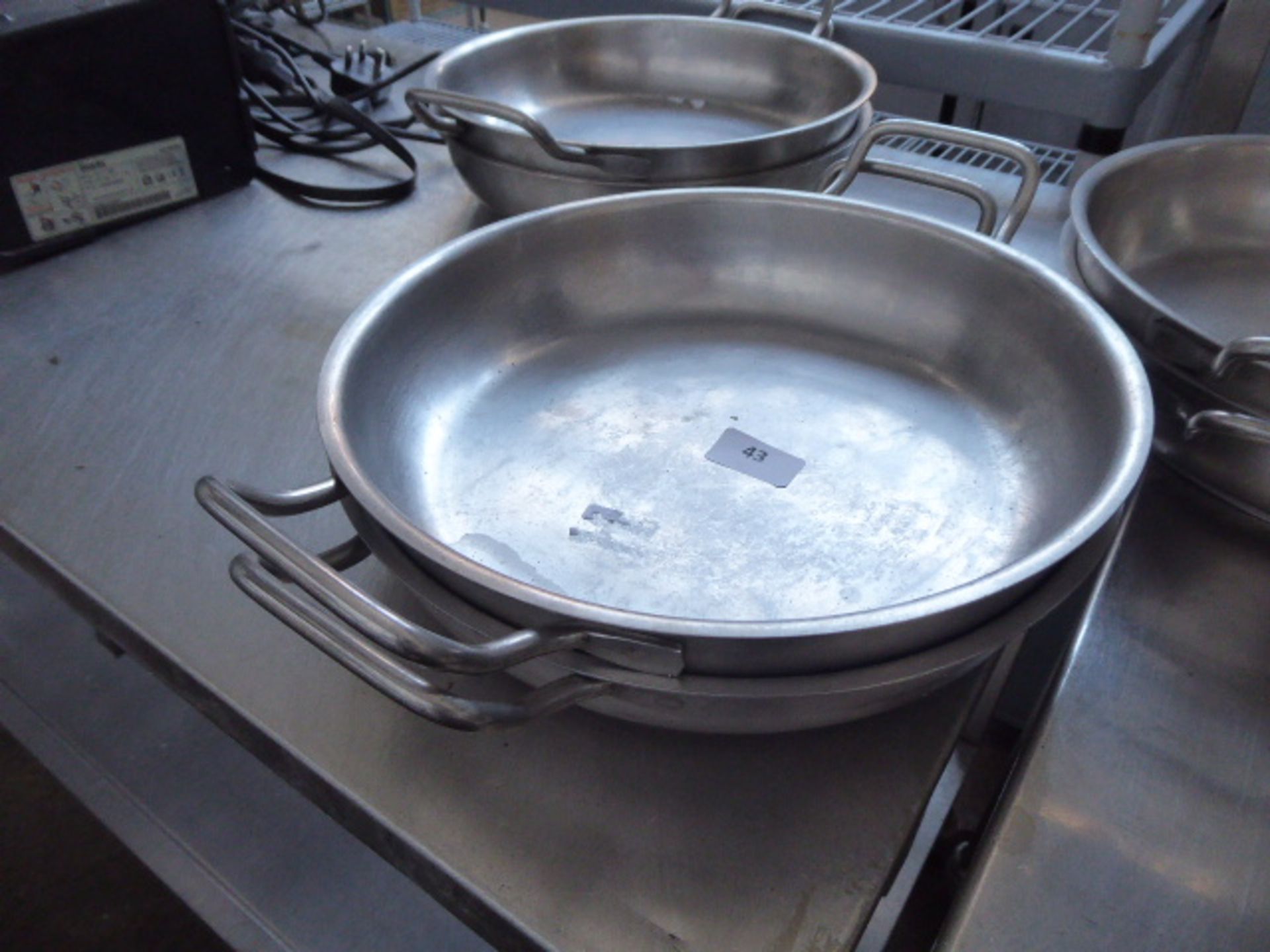 2 30cm Paderno stainless steel heavy bottomed tins