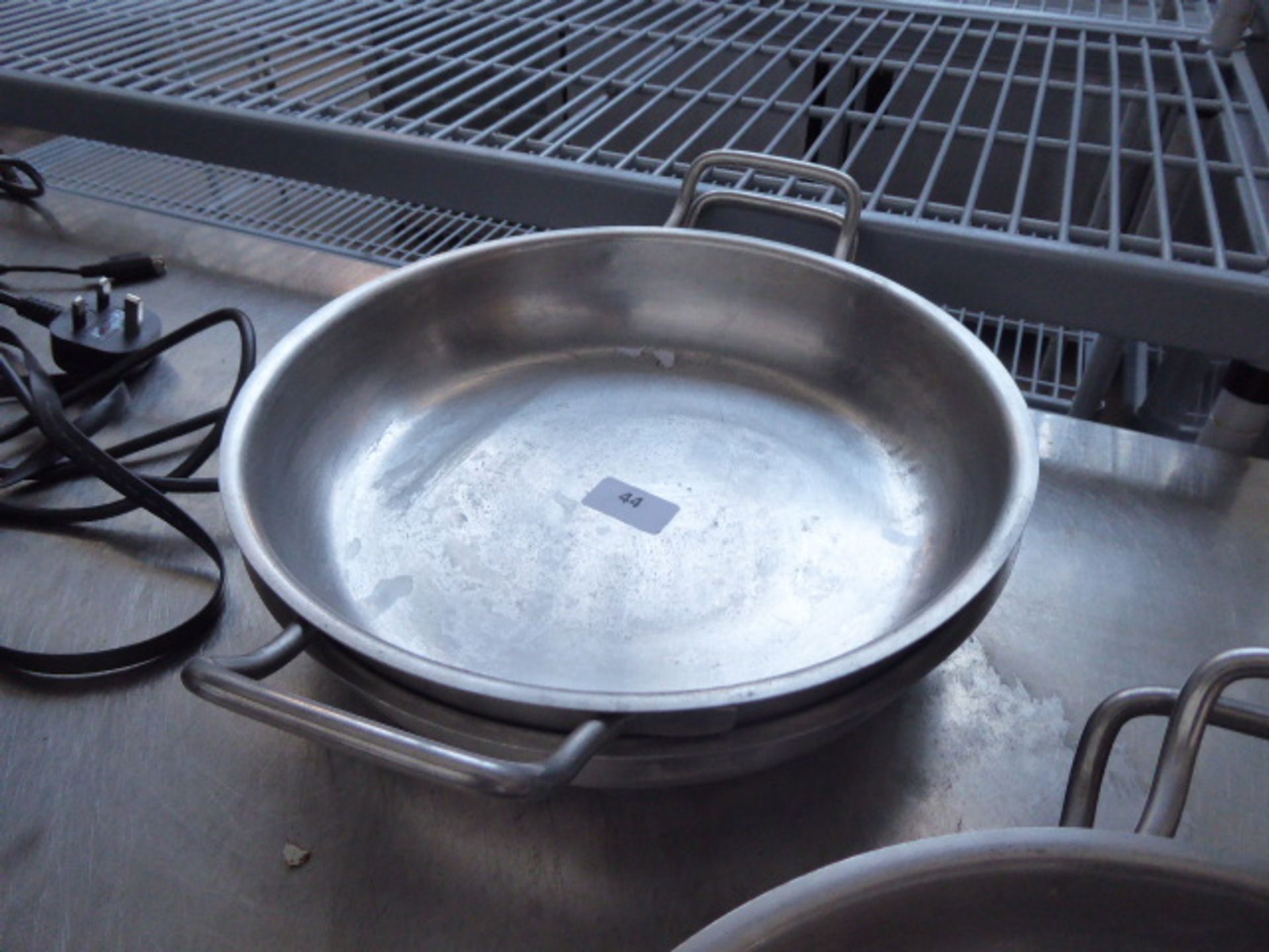 2 30cm Paderno stainless steel heavy bottomed tins