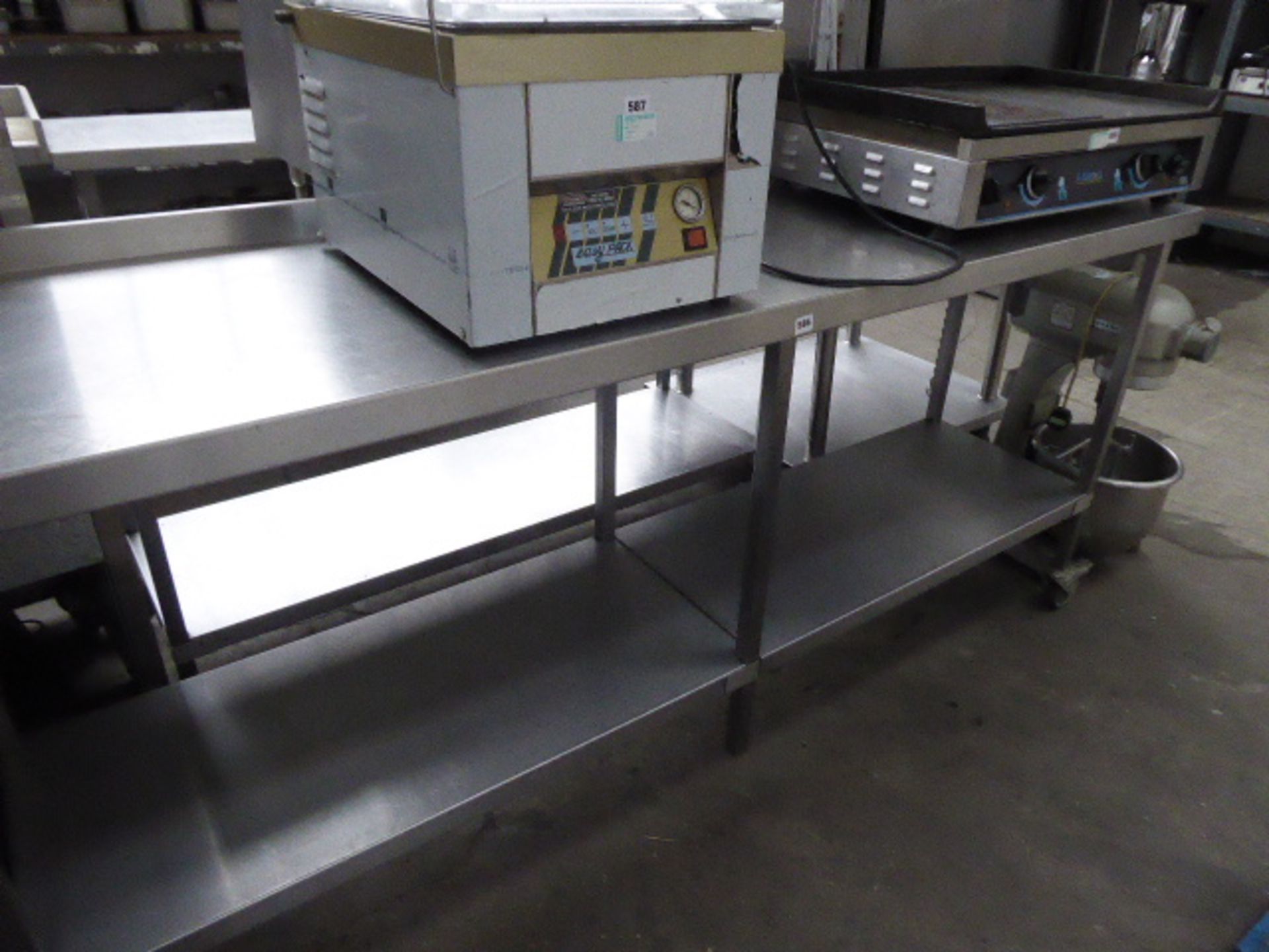 210cm stainless steel mobile preparation table, with shelf under