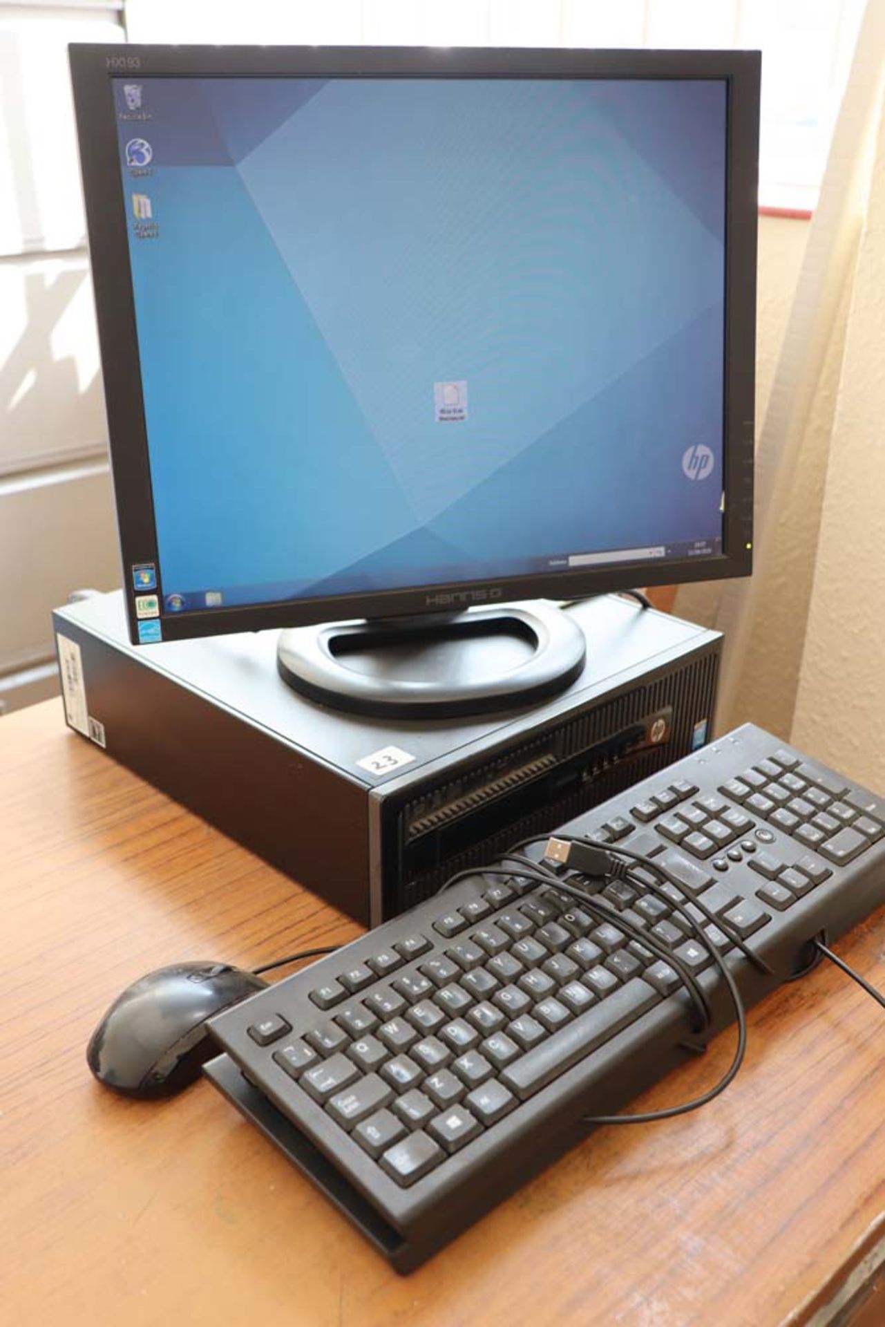 4 PC's including HP Pro, with monitor, keyboard and mouse and 3 HP Pro desk computer with monitor, - Image 5 of 7