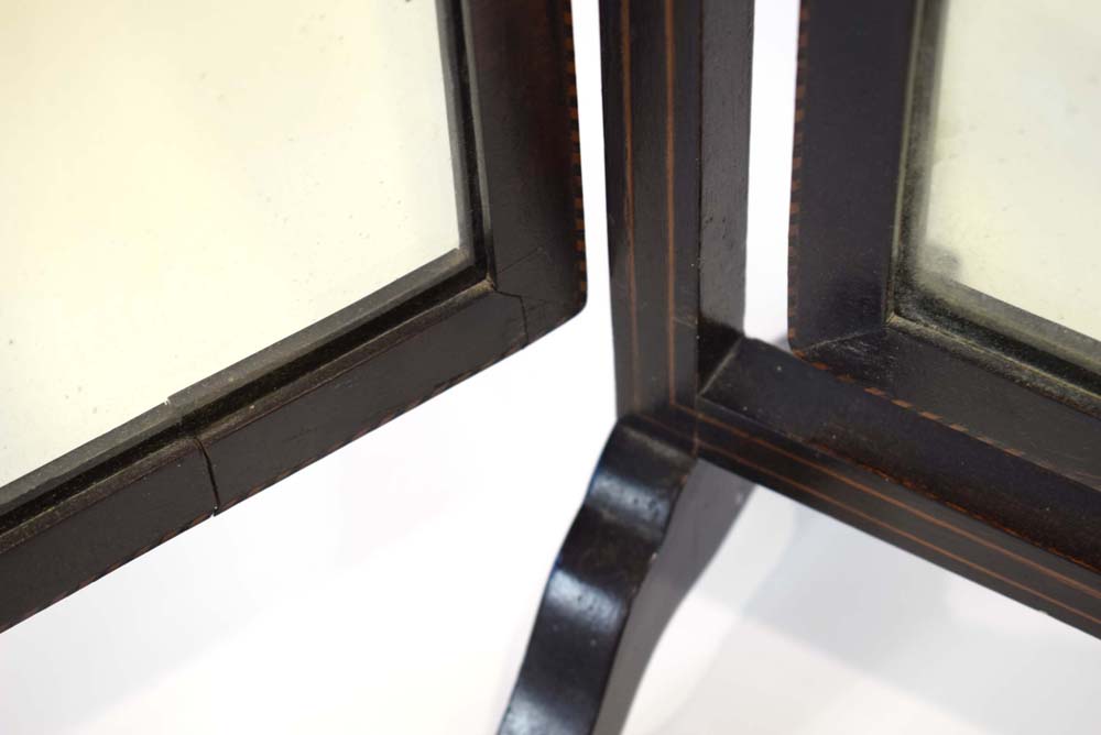 A late 19th/early 20th century ebonised and strung three-panel dressing table mirror with gilt - Image 4 of 4