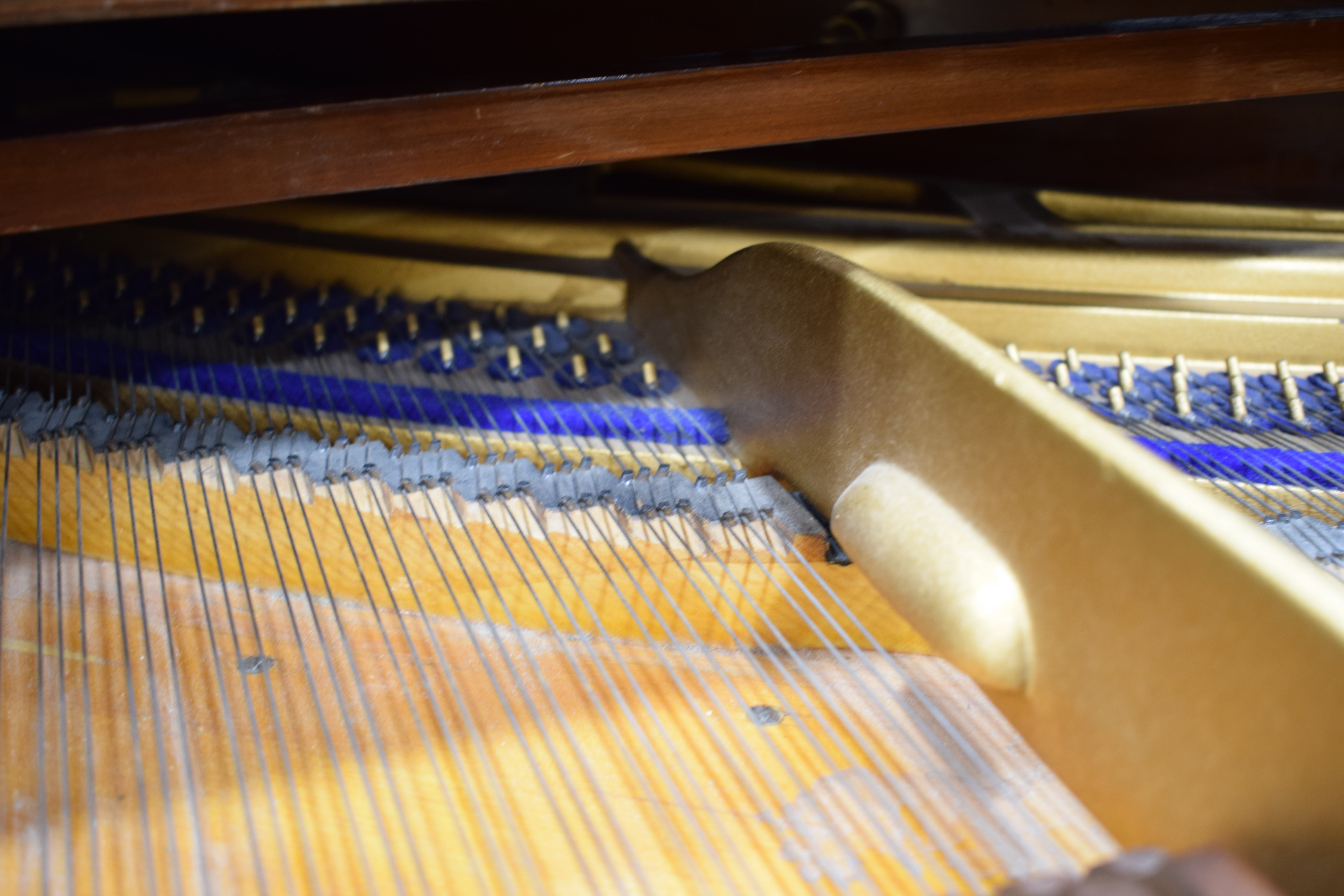 A Bluthner baby grand piano with a mahogany case, c. 1929, No. - Image 18 of 31