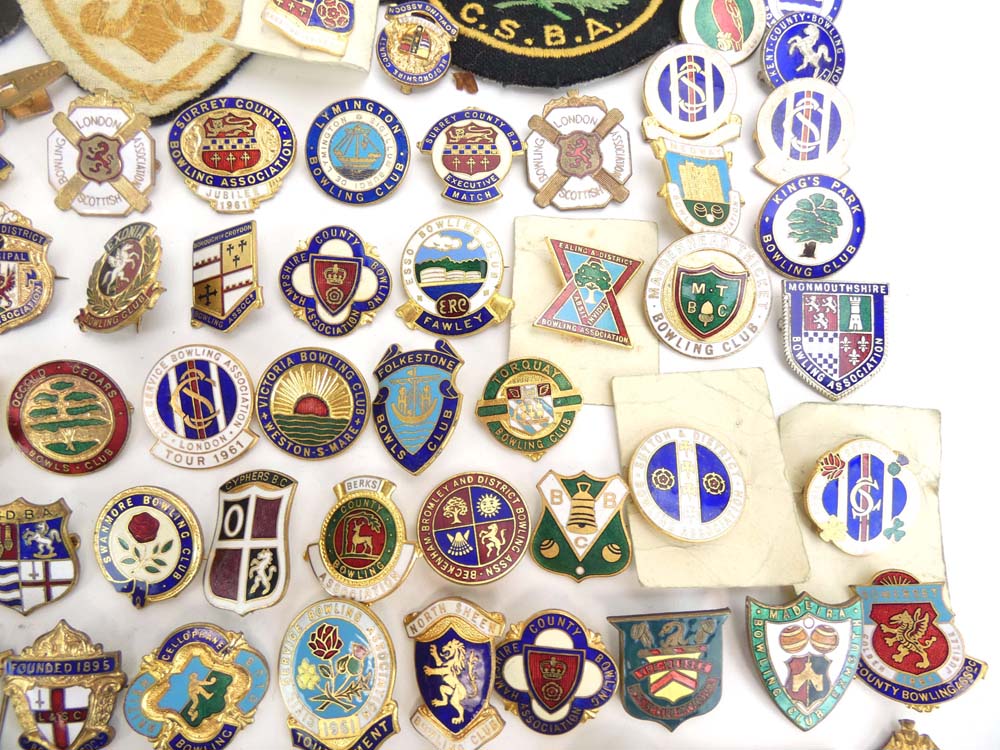 A collection of approximately two hundred and thirty six 1960's enamelled bowling club badges - Image 4 of 7