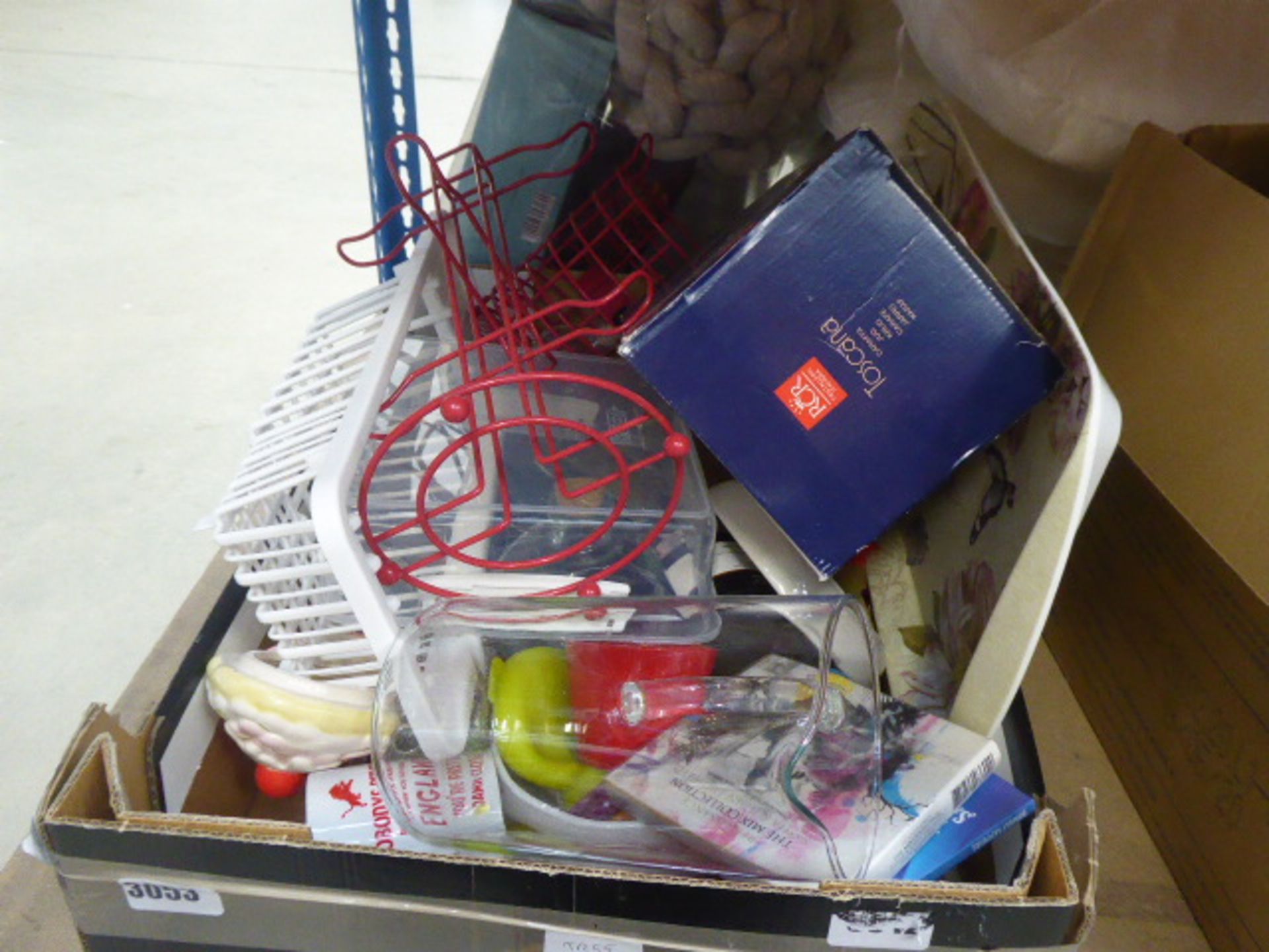 Tray of various kitchen items including mugs, dinner trays etc