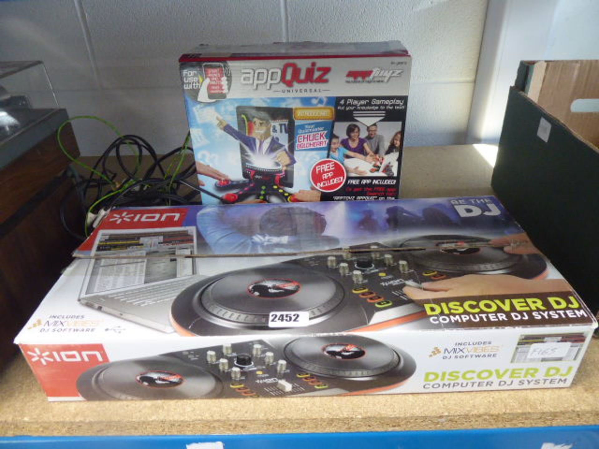 Ion DJ usb computer system together with a quiz game
