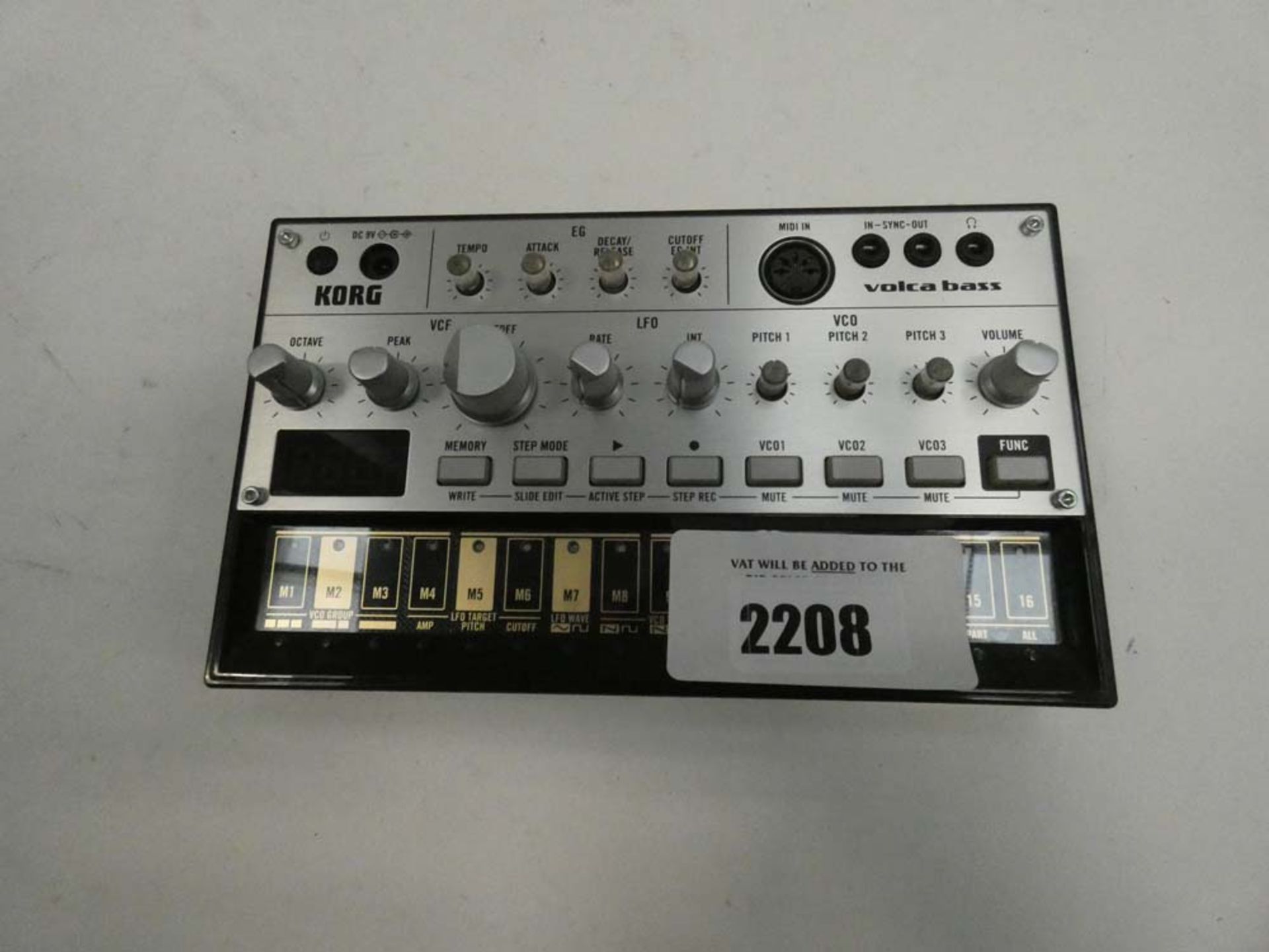 Korg Volca Bass analogue bass machine synthesizer