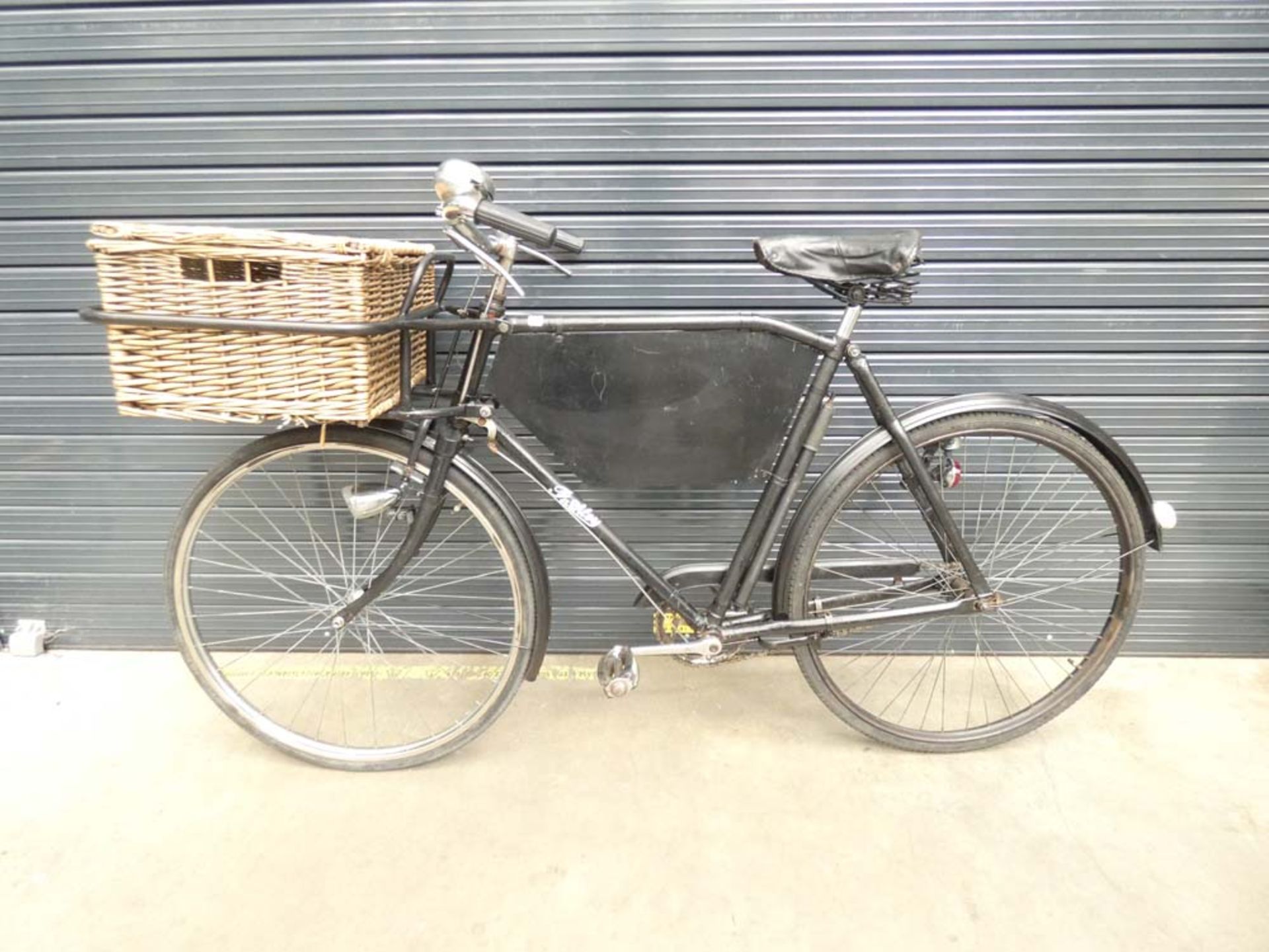 Pashley vintage butchers style bike