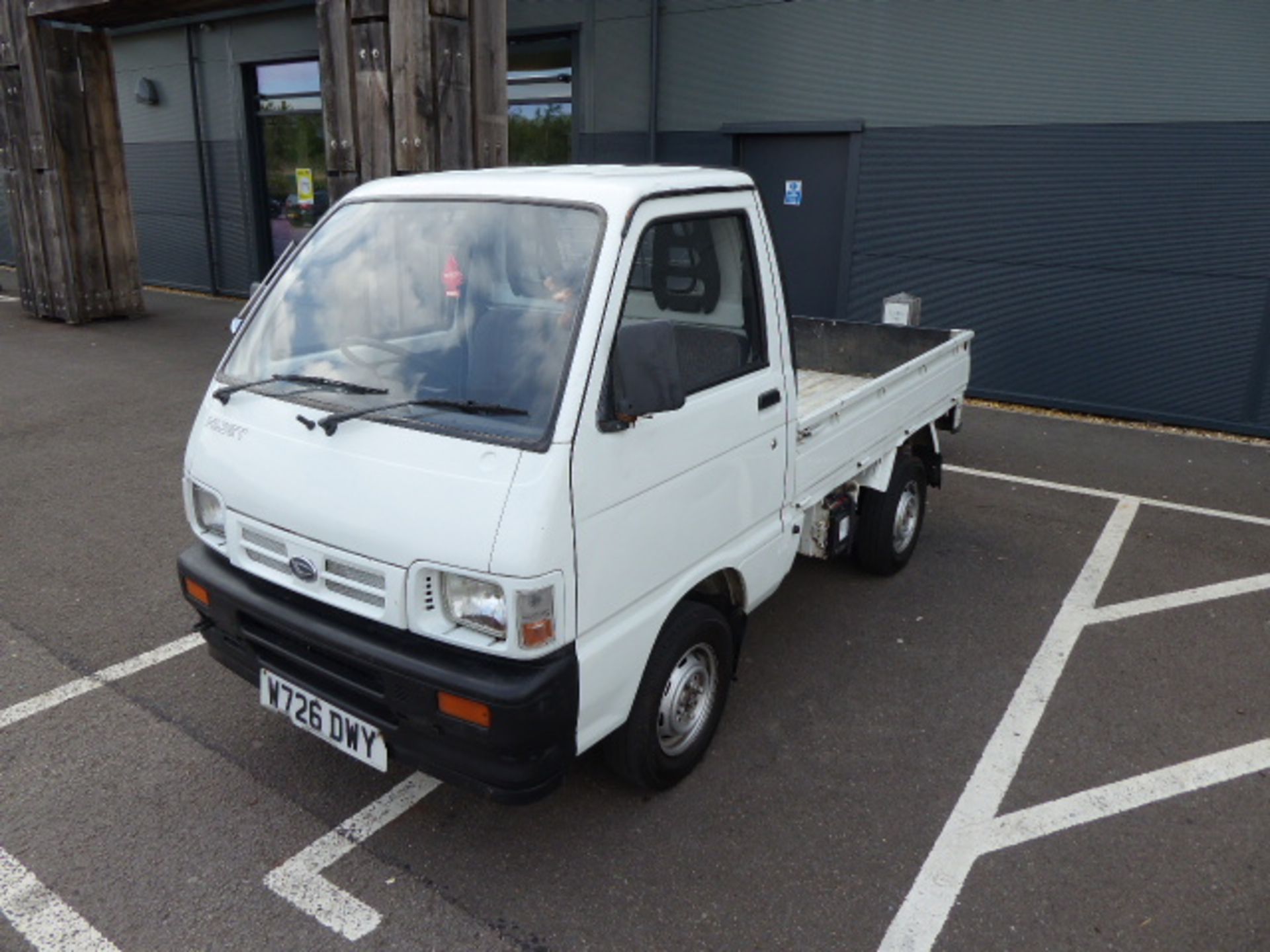 (2000) Daihatsu Hijet 1300 16v EFI pickup, 5 speed manual, petrol, showing 30,000 miles, MOT expires