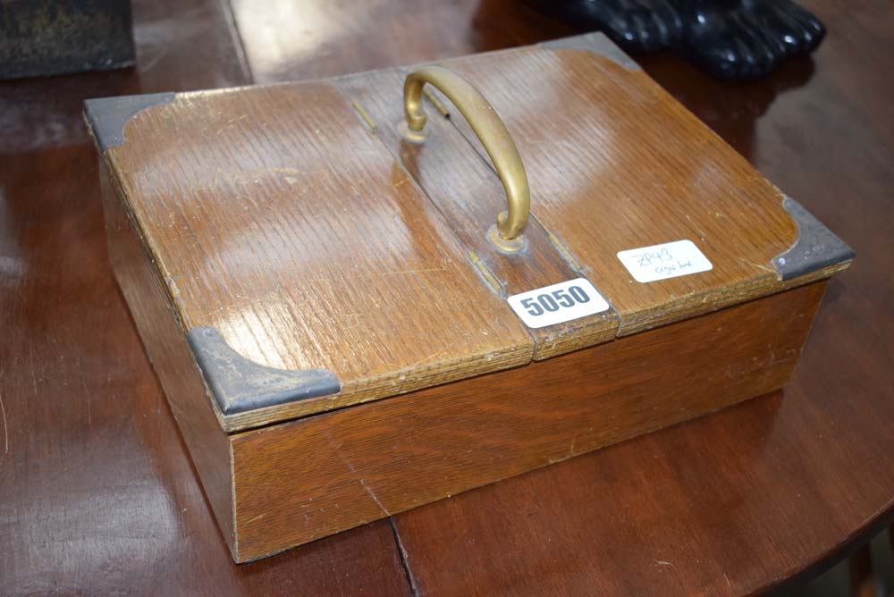 Oak concertina cigar box