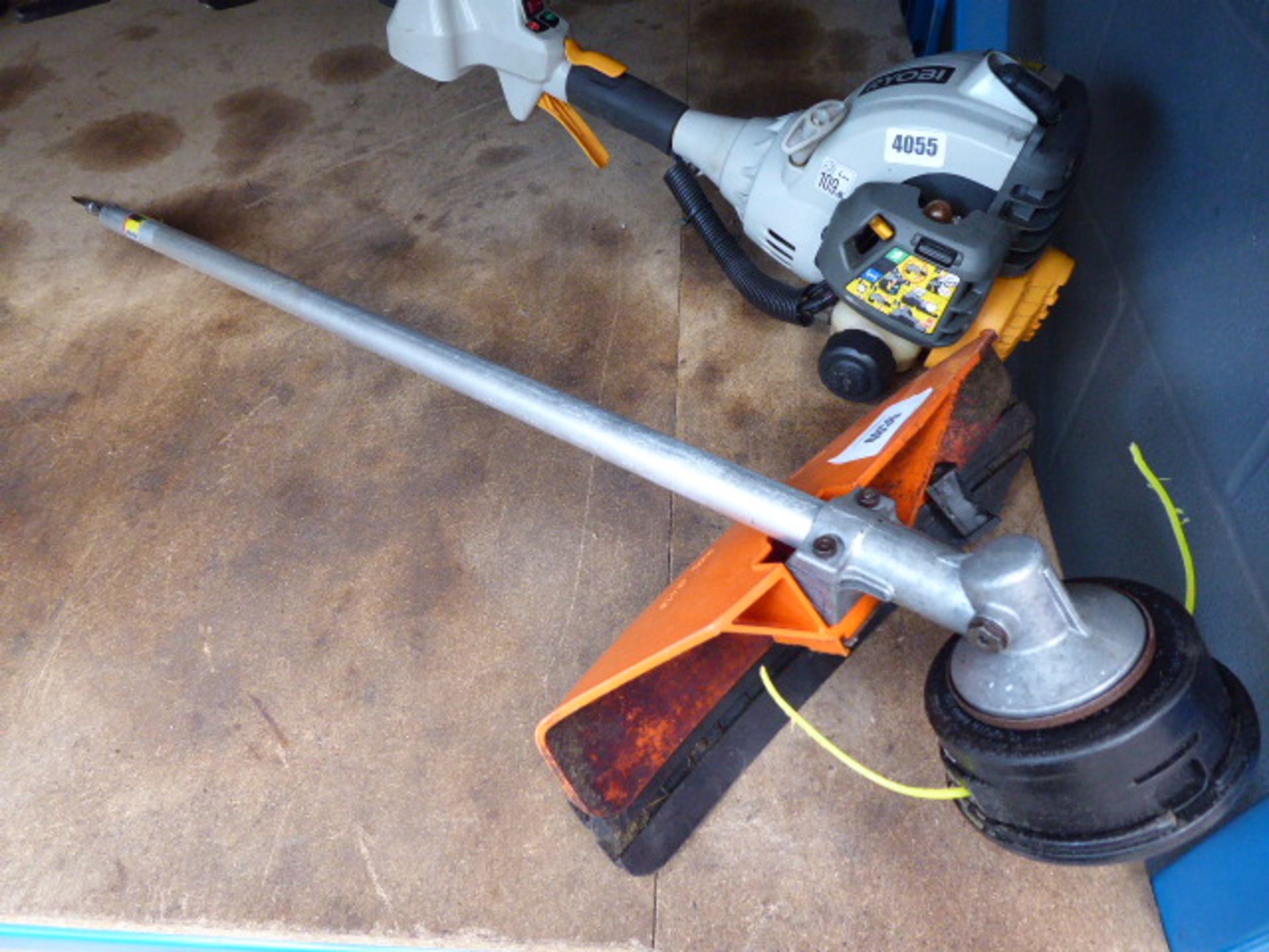 Stihl strimmer head