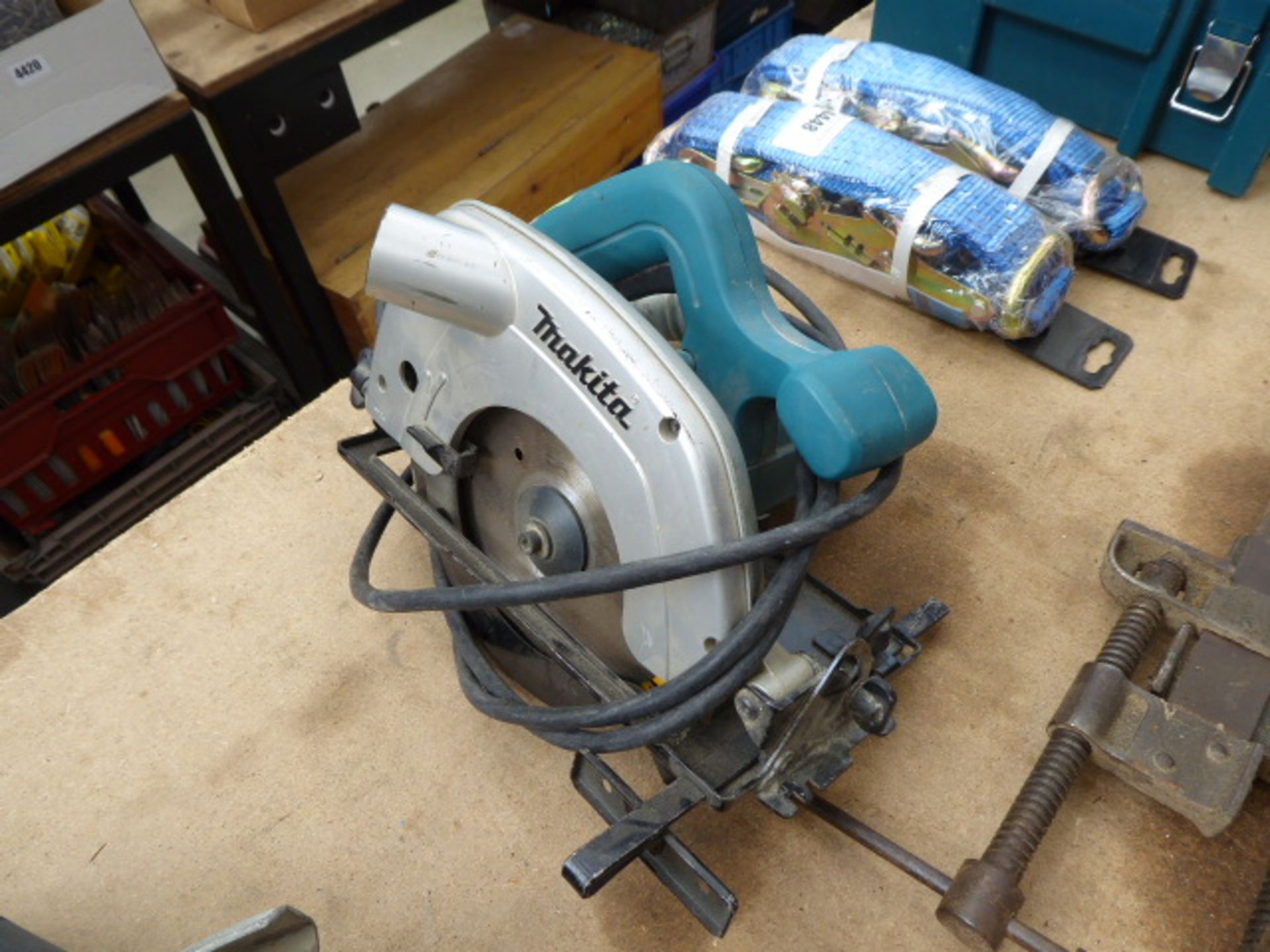 Makita 110 volt circular saw