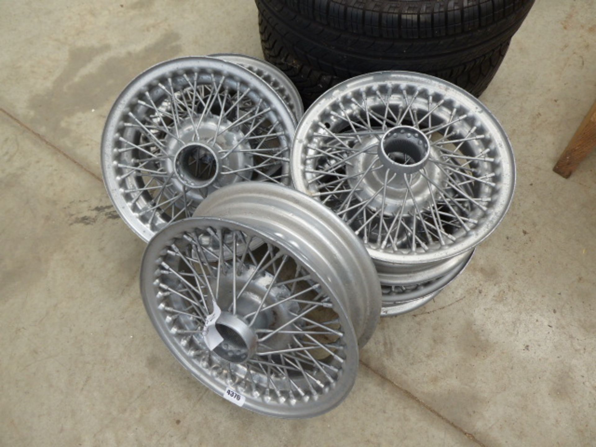 Set of 5 wire wheels