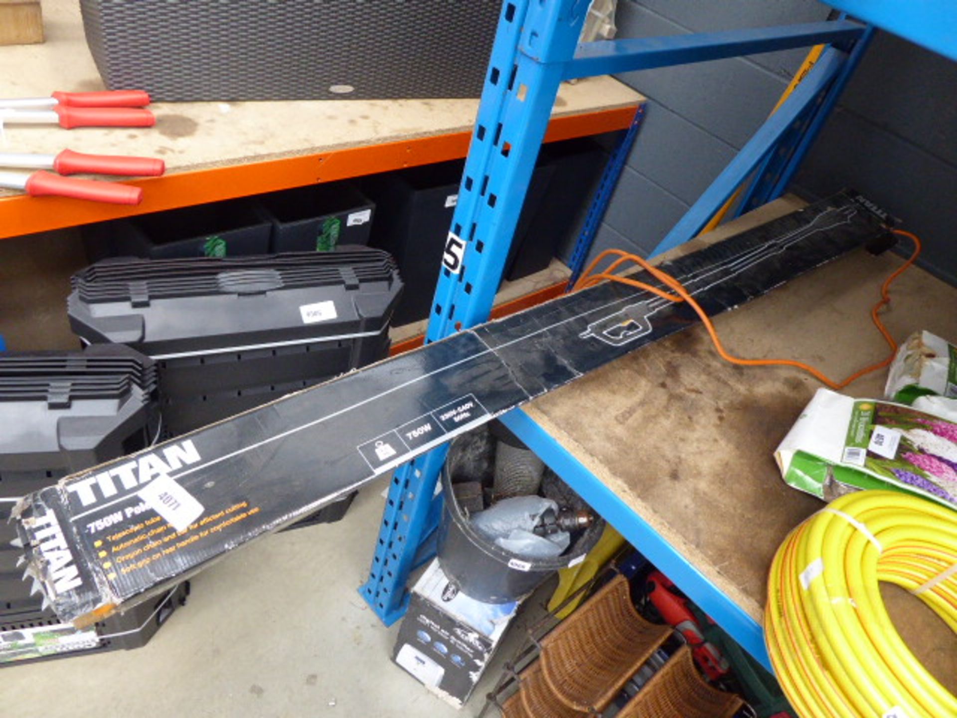 Boxed Titan telescopic electric pole saw