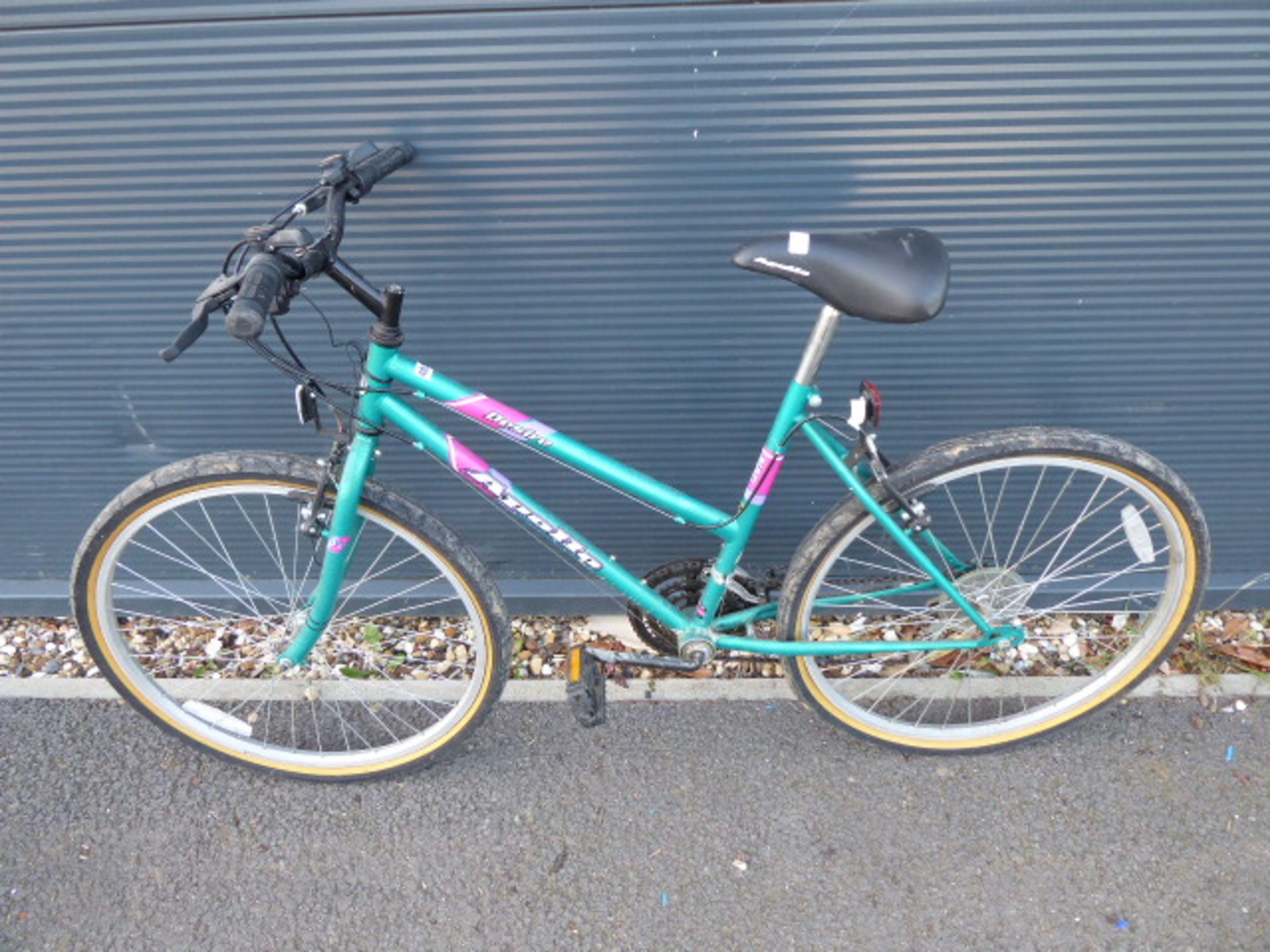 Green and pink Apollo girls mountain cycle