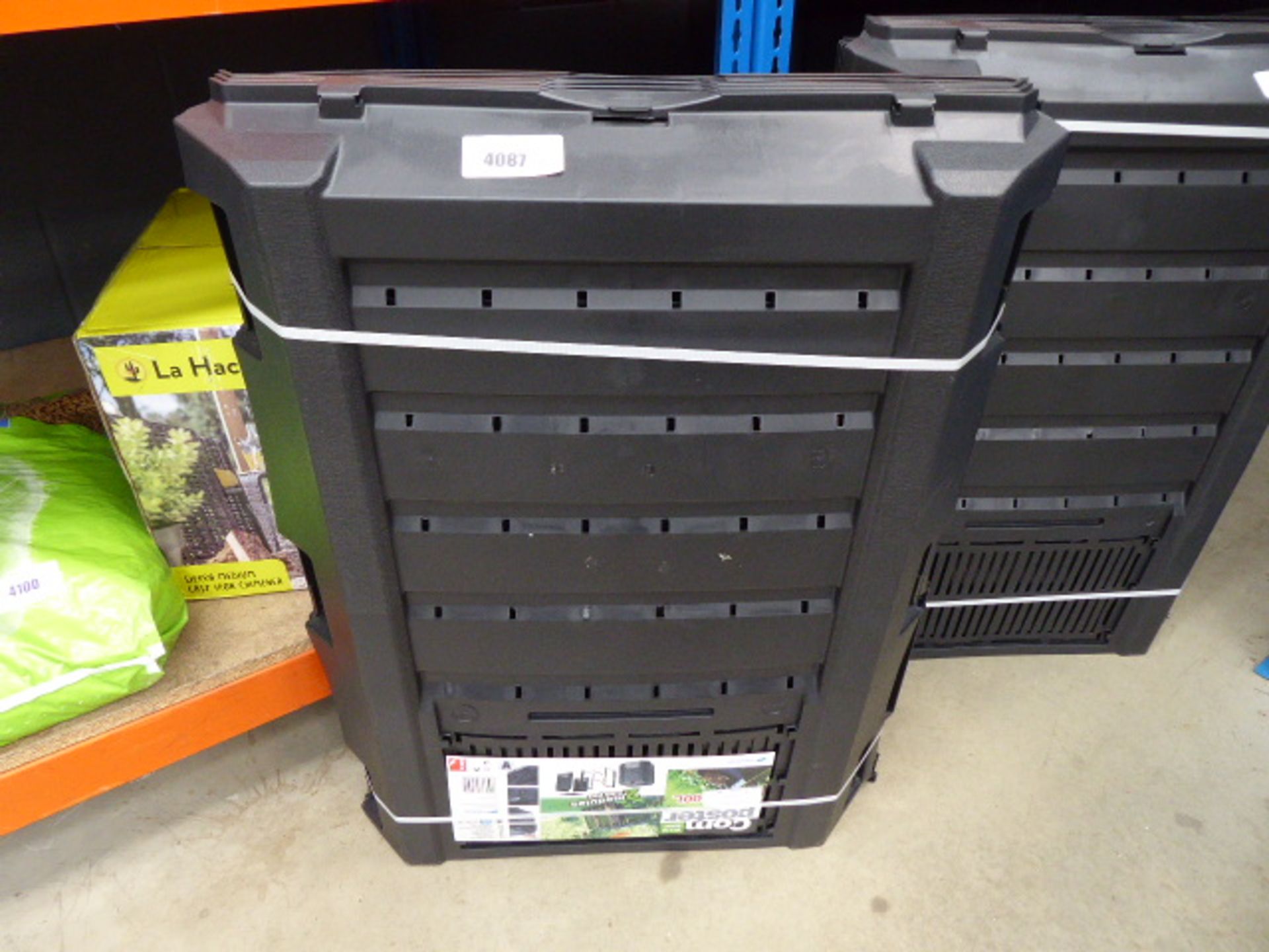 Folding composter