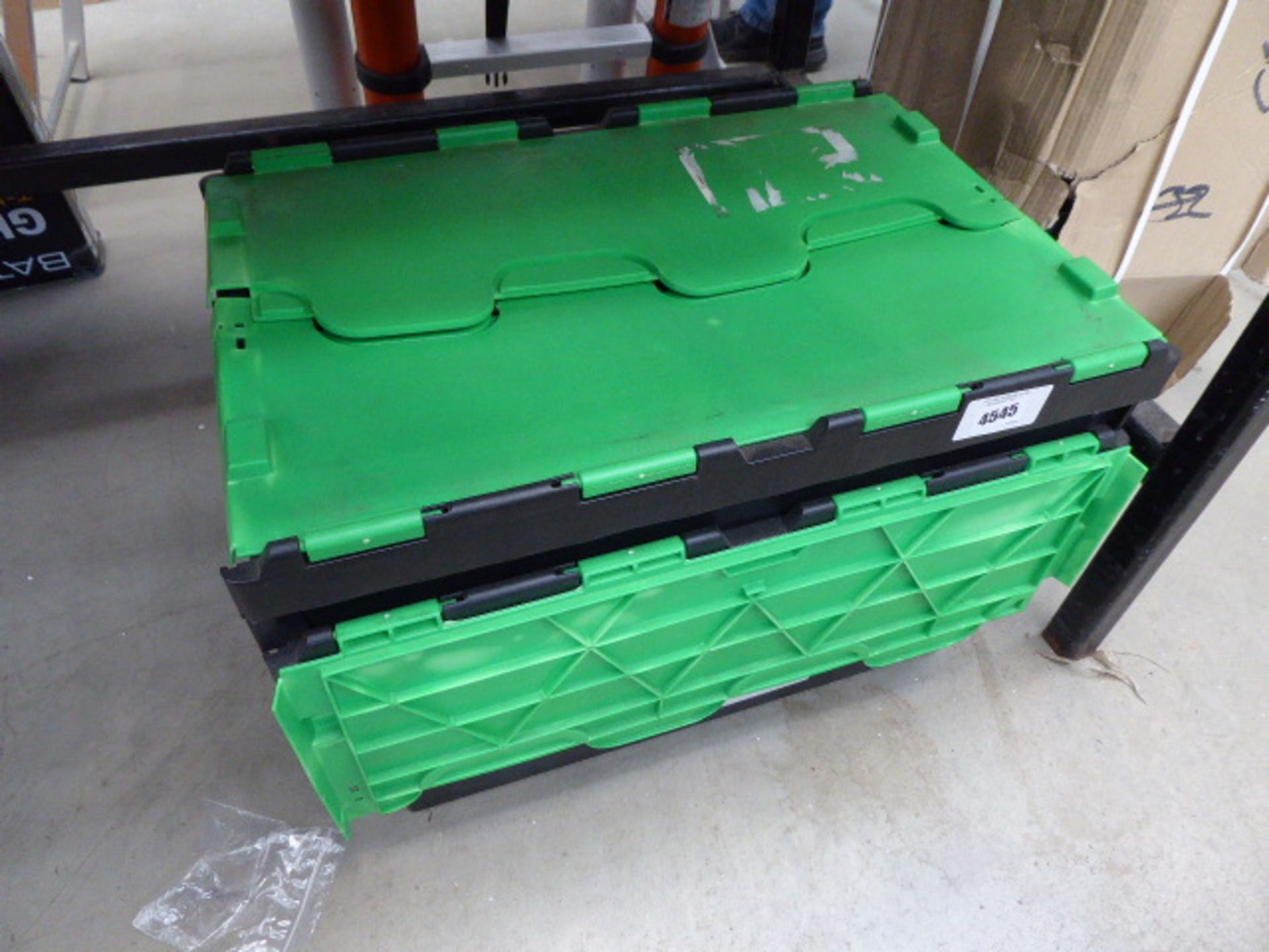 2 plastic stacking crates