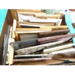 Box of picture and photo frames