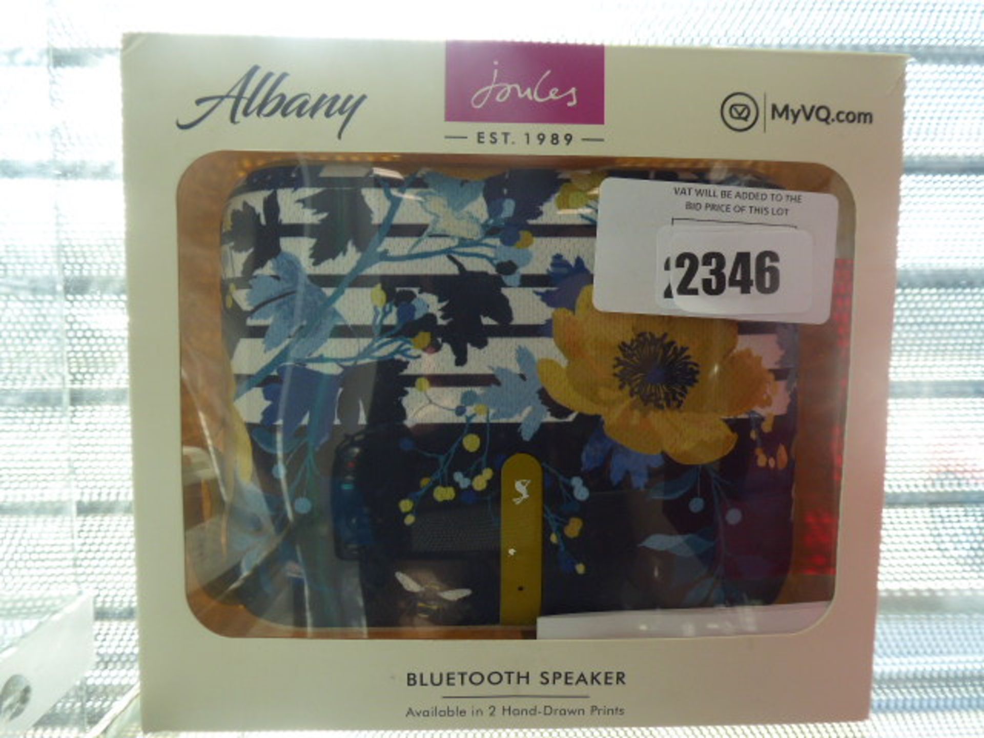 2328 Albany bluetooth speaker with box