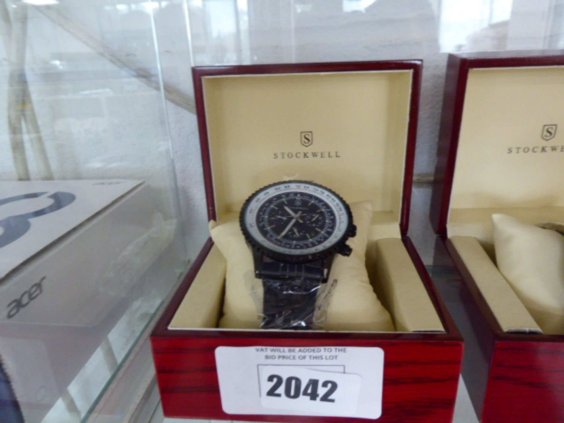 Stockwell gents black and white bezel faced watch with stainless steel strap