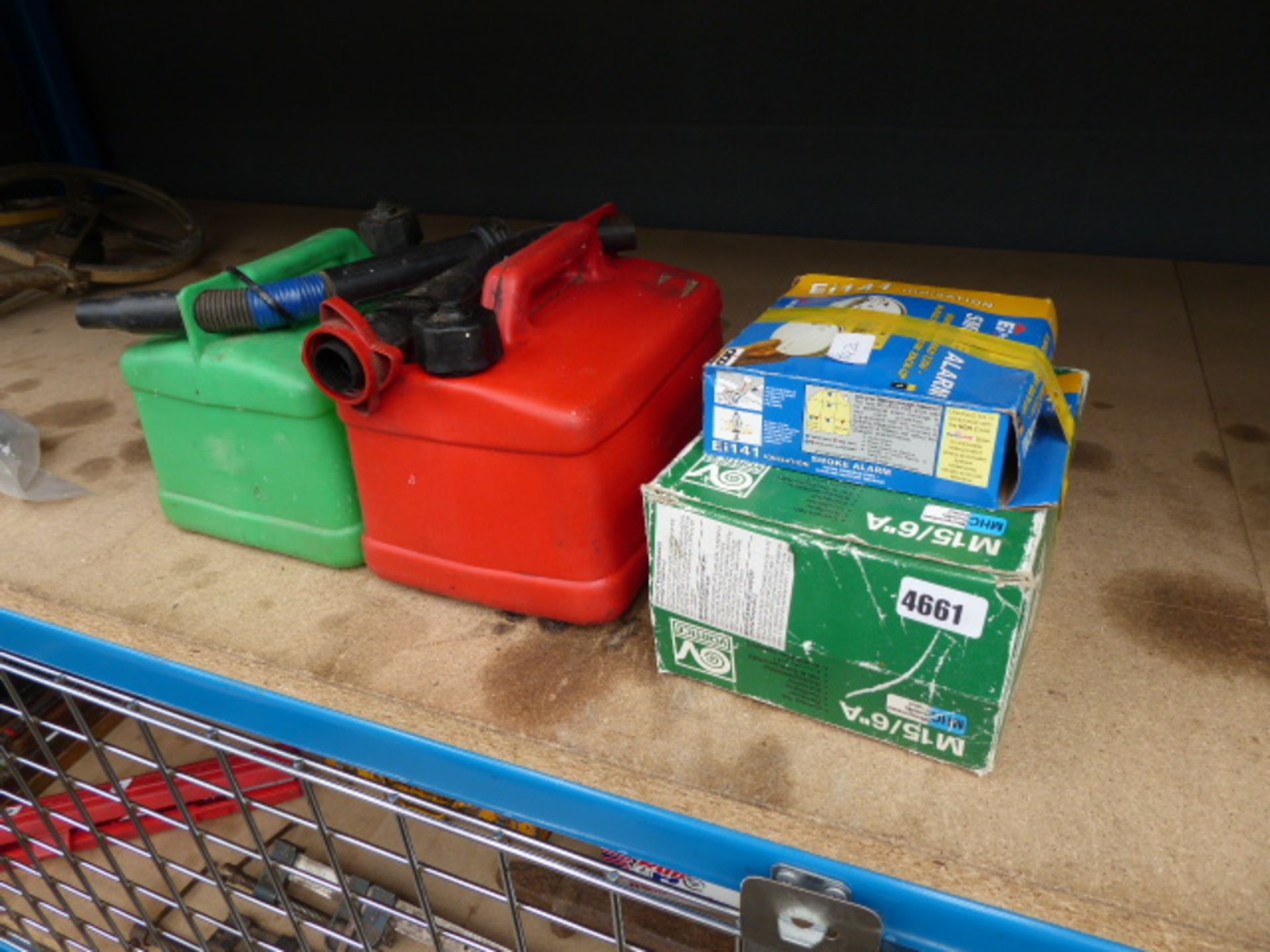 Smoke alarm, fan and 2 fuel cans