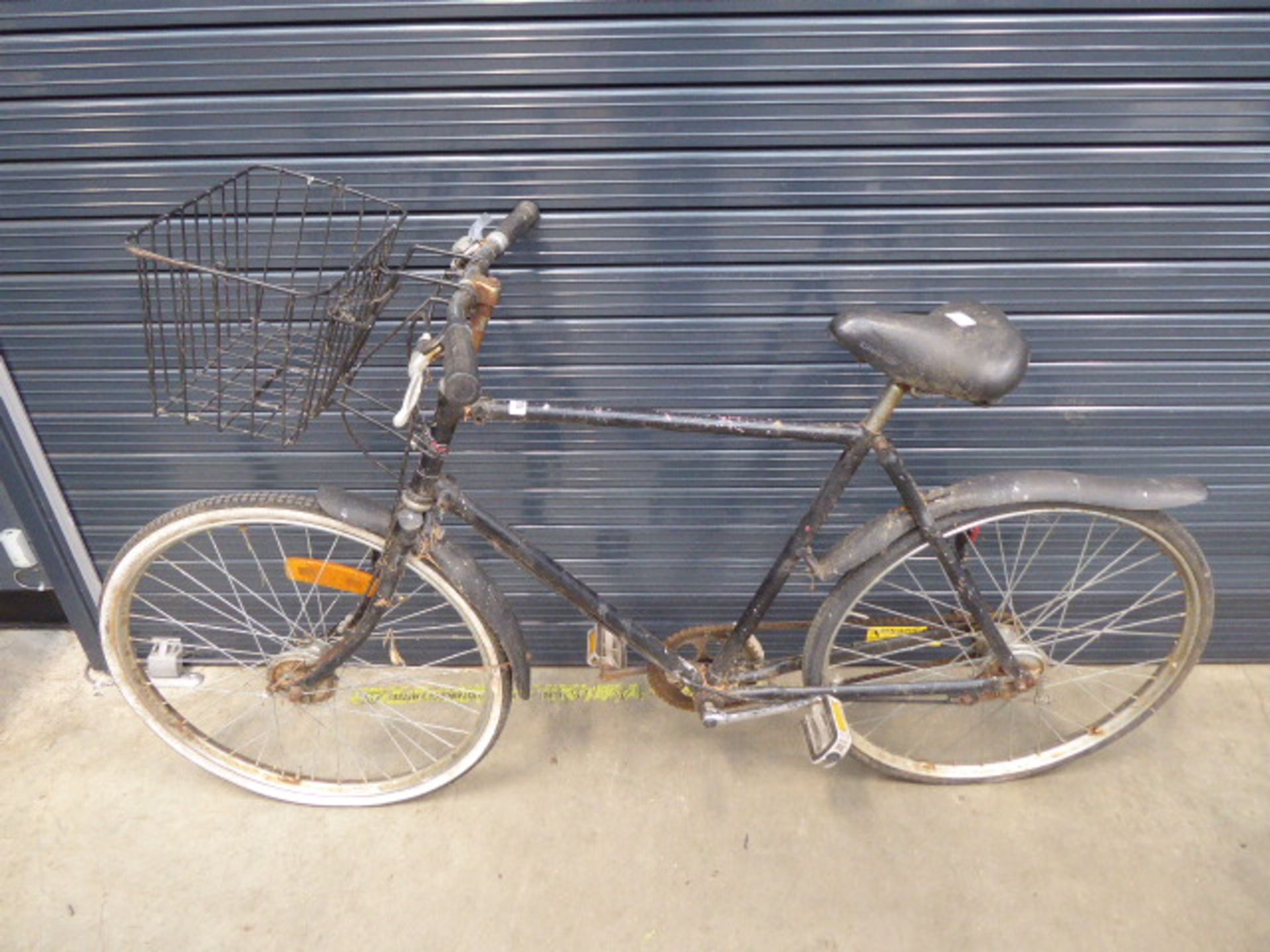 Black gents vintage bike with front basket