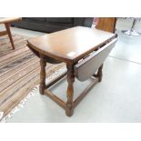 Small oak drop side occasional table