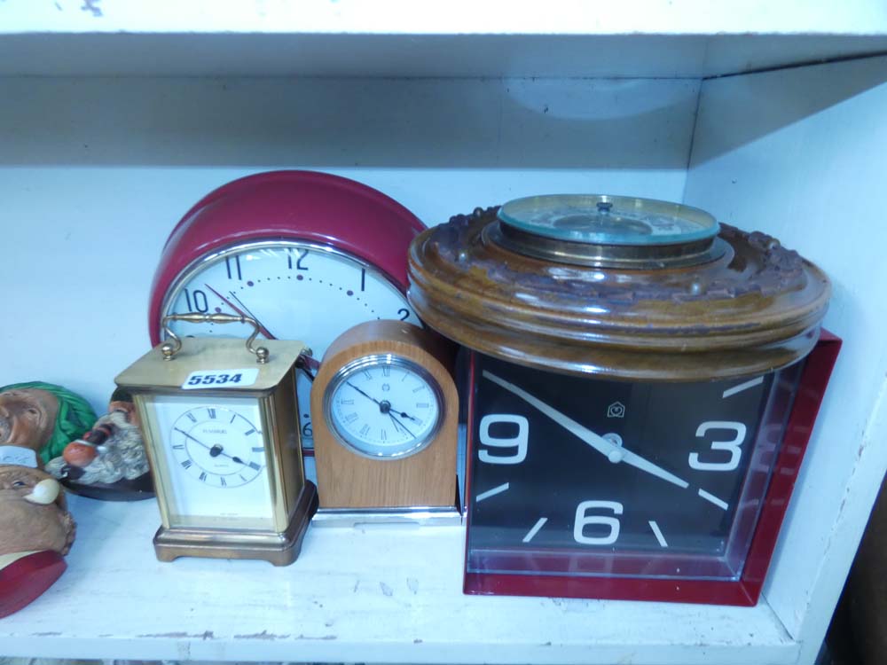 4 quartz clocks, plus a barometer