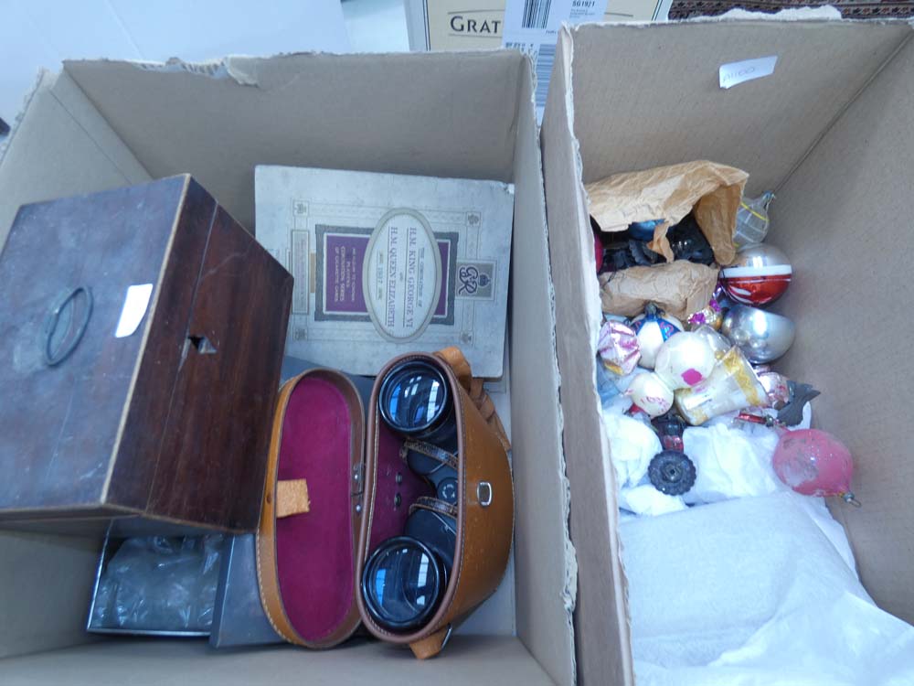 2 boxes containing Homepride figures, cigarette card albums, miniature oil lamps, Georgian trinket