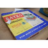 5467 Boxed Bayko building outfit