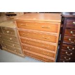 5 drawer chest of drawers in teak