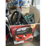 Henry micro vacuum cleaner with box