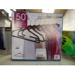 Quantity of clothes hangers