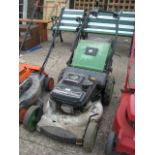 Etesia Hydro Kawasaki lawn mower with grass box